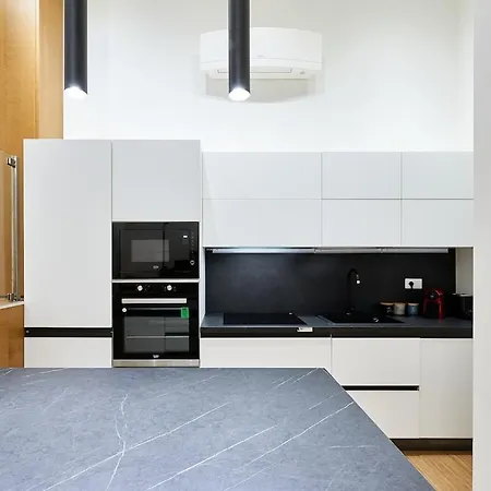 Ada Luxury Loft * Rom